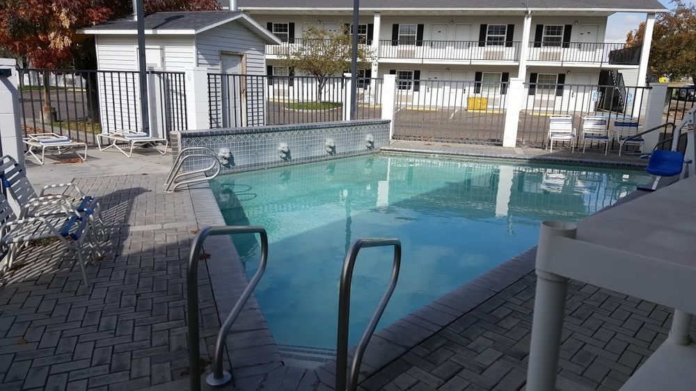 Budget Motel Берлі Екстер'єр фото